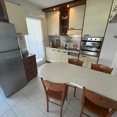 Elegant With Sea View And Swimming Pool Nizza
