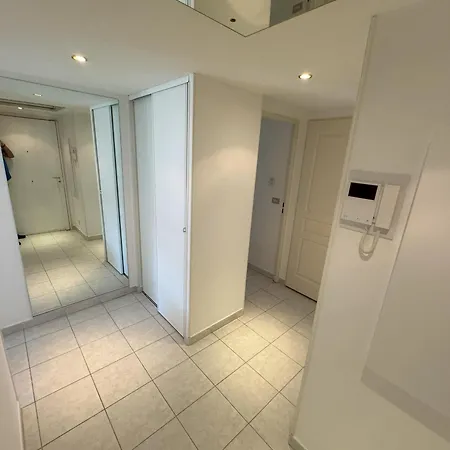 Elegant With Sea View And Swimming Pool Appartement Nice